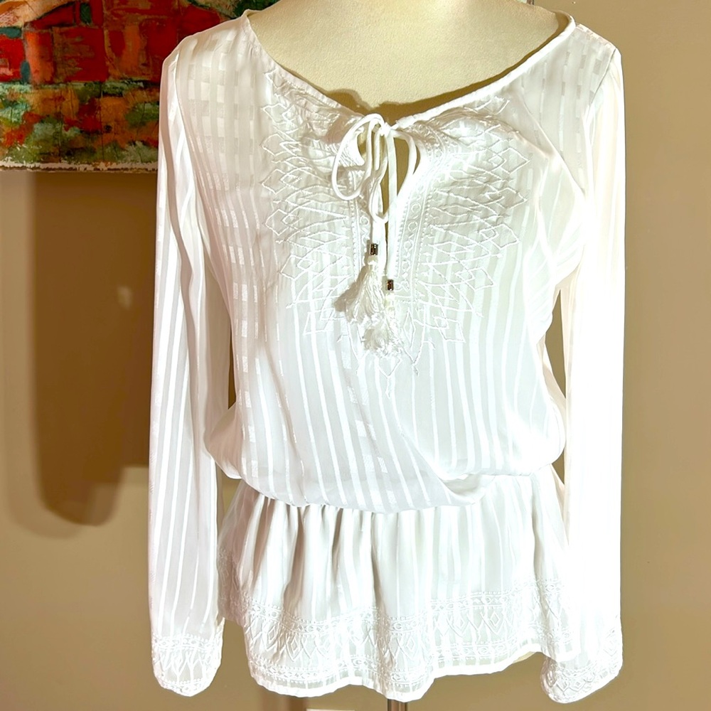 White House Black Market peasant blouse